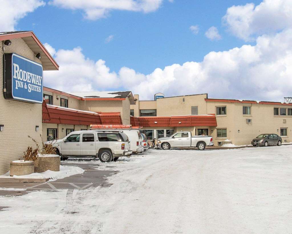 Regency Inn And Suites Eau Claire Exterior foto